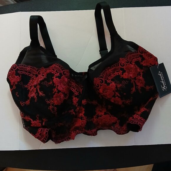 Frederick's of Hollywood Other - Frederick's of Hollywood Women's Veronique Bra Black Red Lace 34F NWT